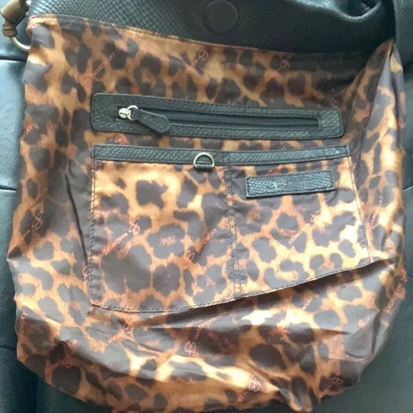 B. Makowsky Black Leather Handbag Studded strap - Picture 7 of 9